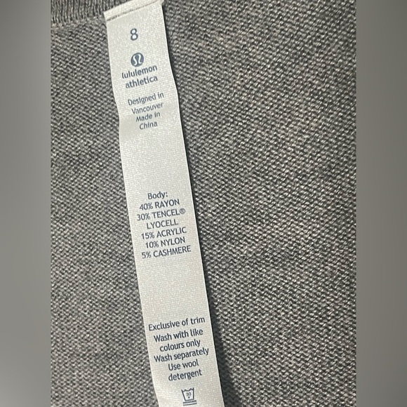 Lululemon | Iconic Wrap Sweater Size 8 Gray Athleisure Yoga Walking Lounge - Picture 6 of 7